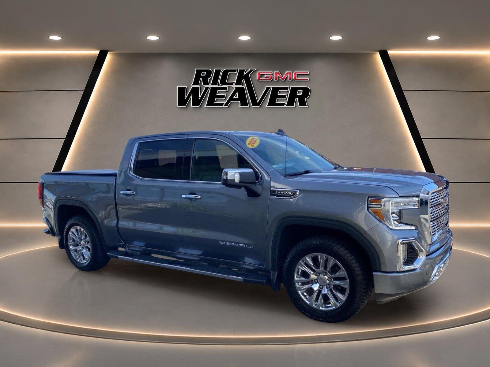 Used 2021 GMC Sierra 1500 Denali w/ Technology Package AWD/4WD image 8