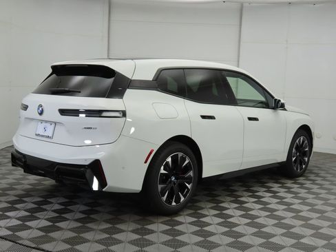 New 2026 BMW iX xDrive60 w/ M Sport Package image 5