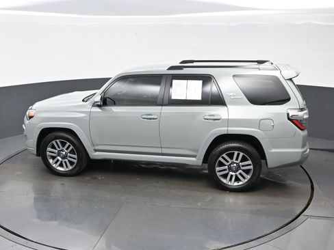 Used 2022 Toyota 4Runner TRD Sport w/ Technology Package AWD/4WD image 38