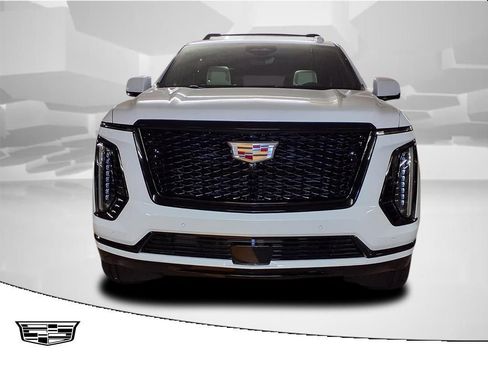 New 2026 Cadillac Escalade ESV Sport image 2