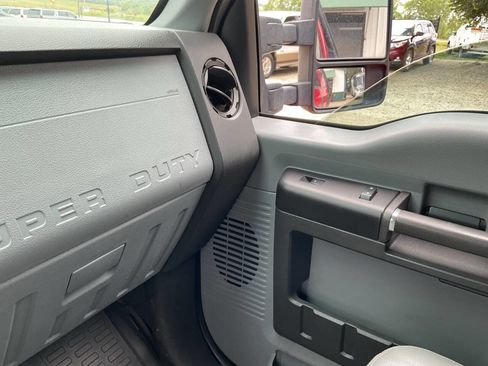 Used 2012 Ford F250 XL w/ PWR Equipment Group image 15