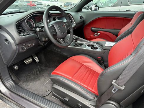 Used 2015 Dodge Challenger R/T Plus RWD image 4