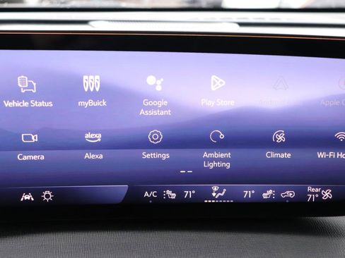 Used 2025 Buick Enclave Preferred image 38