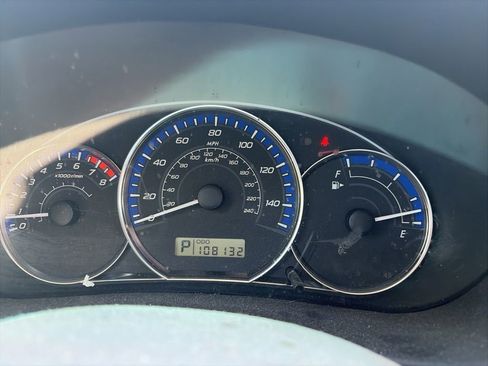 Used 2013 Subaru Forester 2.5X Limited AWD/4WD image 3