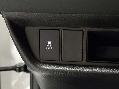 New 2026 Honda HR-V LX image 25