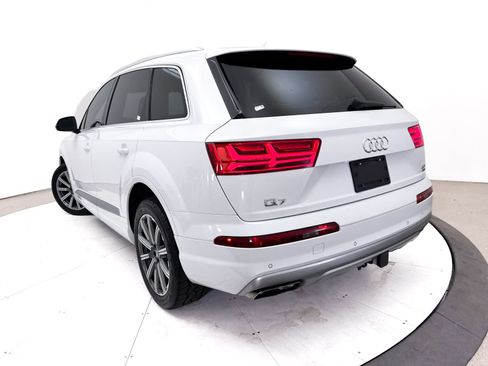Used 2018 Audi Q7 3.0T Premium Plus AWD/4WD image 10