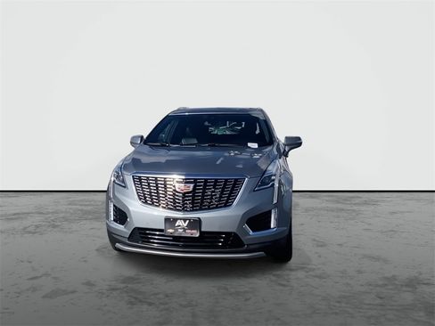 Certified 2023 Cadillac XT5 Premium Luxury image 3