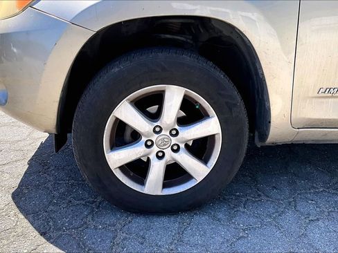 Used 2006 Toyota RAV4 Limited FWD image 8