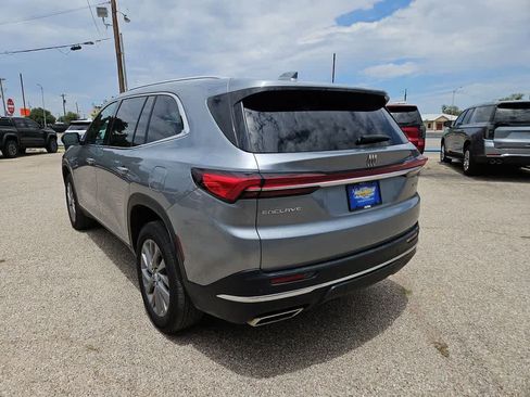 Used 2025 Buick Enclave Preferred FWD image 6