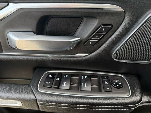 Used 2024 RAM 1500 Laramie image 24