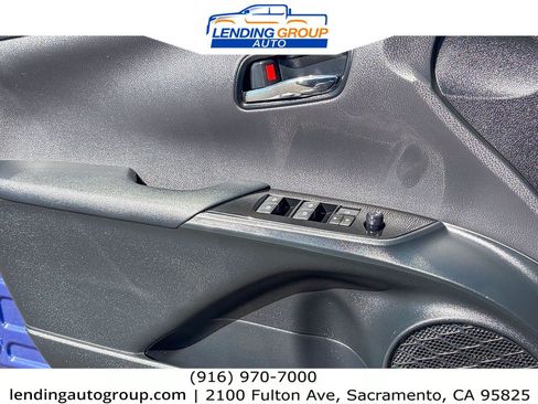 Used 2017 Toyota Prius Two w/ Prius Two Safety Plus Package FWD image 19