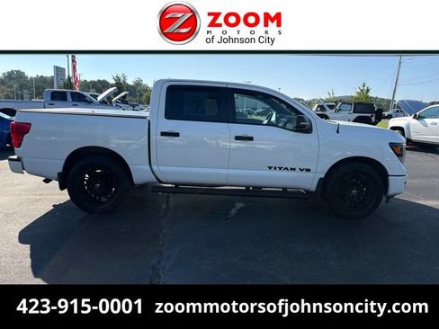 Used 2019 Nissan Titan SV w/ SV Convenience Package AWD/4WD image 1