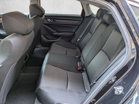 Used 2018 Honda Accord LX image 18