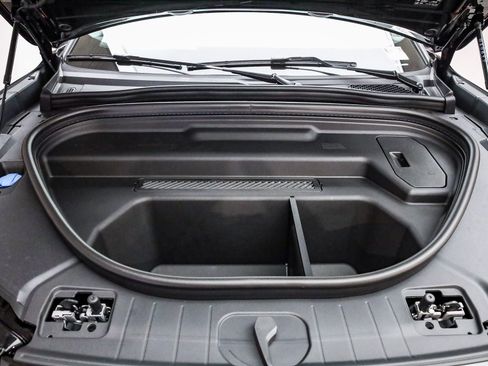 New 2025 Audi Q6 e-tron Premium Plus AWD/4WD image 29