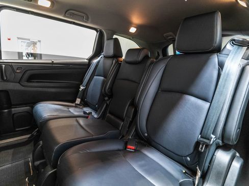 Used 2024 Honda Odyssey Touring image 32