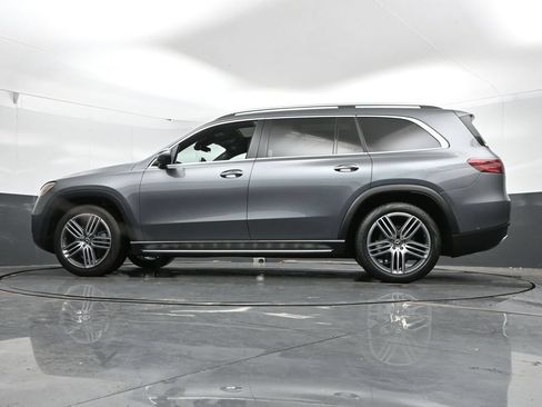 Used 2024 Mercedes-Benz GLS 450 4MATIC image 48