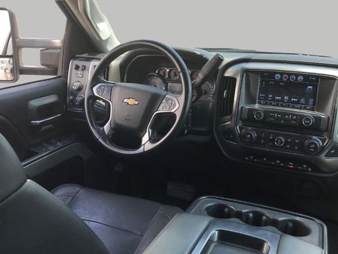 Used 2016 Chevrolet Silverado 2500 LT w/ LT Convenience Package AWD/4WD image 5