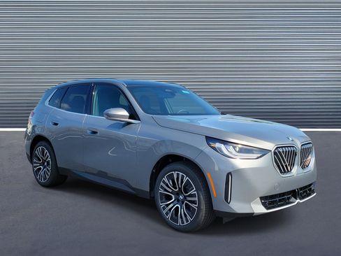 New 2026 BMW X3 xDrive30 w/ Premium Package AWD/4WD image 2