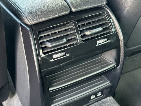Used 2022 BMW 540i xDrive w/ M Sport Package AWD/4WD image 13