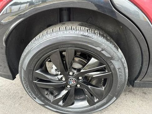 Used 2024 Buick Encore GX Sport Touring AWD/4WD image 10