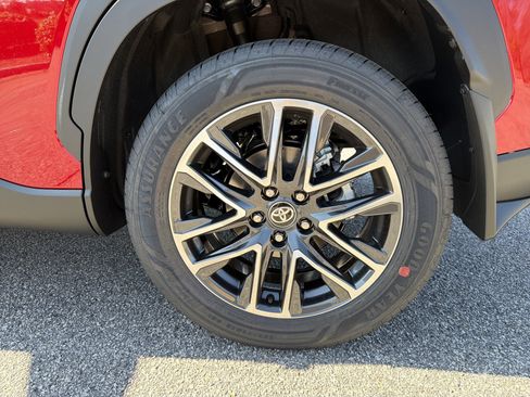 New 2026 Toyota Corolla Cross XLE image 21