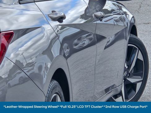 Used 2023 Hyundai Elantra SEL w/ Convenience Package FWD image 18