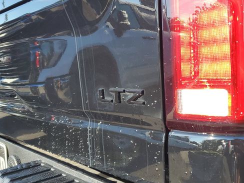 Used 2024 Chevrolet Silverado 2500 LTZ w/ LTZ Plus Package AWD/4WD image 8