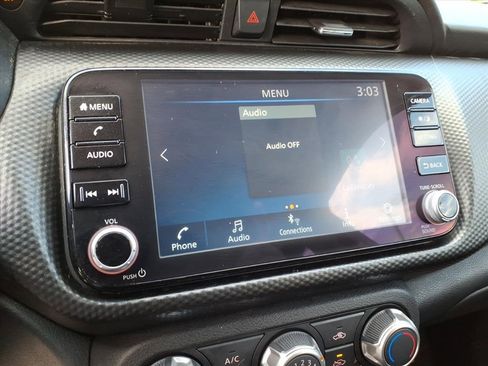 Used 2023 Nissan Kicks SV image 14