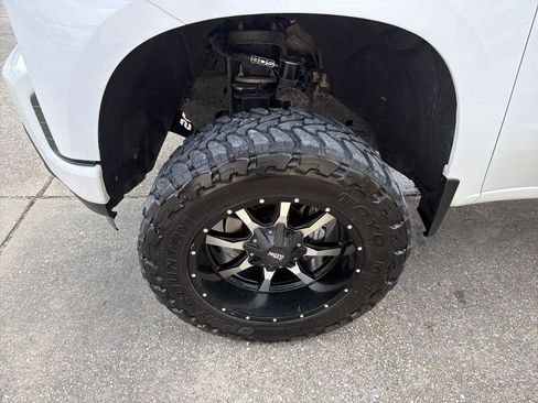 Used 2020 Chevrolet Silverado 1500 RST image 14