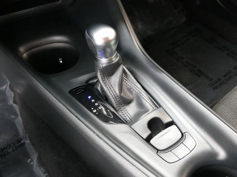 Used 2019 Toyota C-HR LE image 21