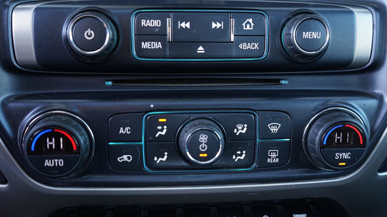 Used 2019 GMC Sierra 2500 Denali w/ Duramax Plus Package AWD/4WD image 17