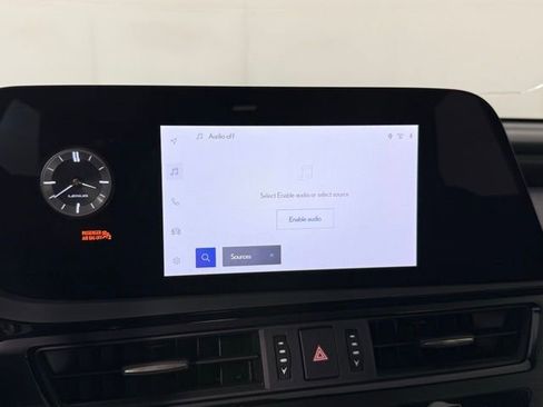 Used 2025 Lexus ES 350 w/ Premium Package image 19