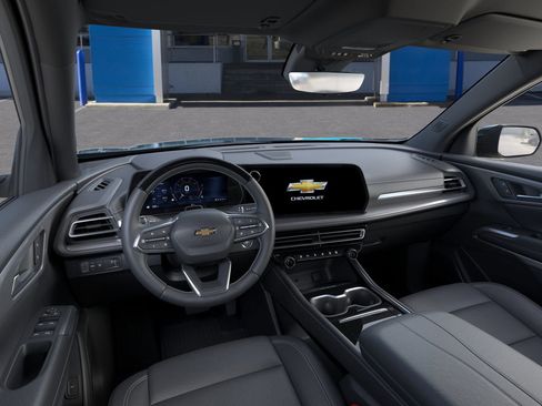 New 2026 Chevrolet Traverse LT w/ Enhanced Driving Package image 15