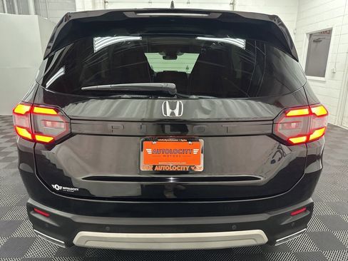 Used 2024 Honda Pilot Elite image 9