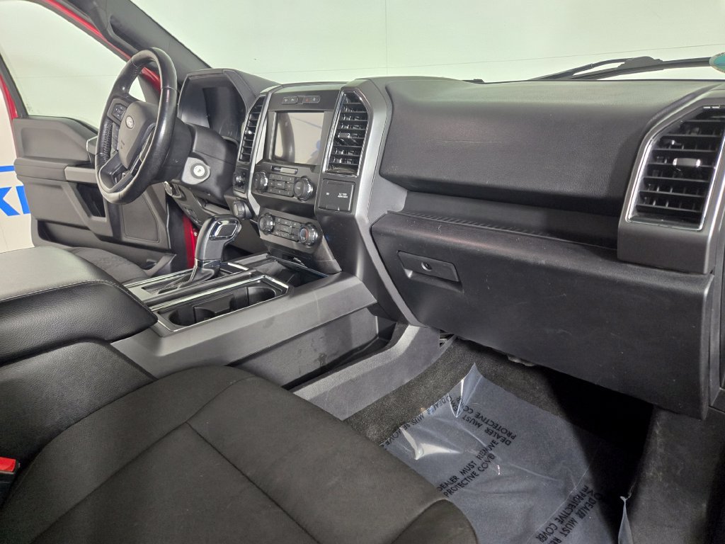 Used 2019 Ford F150 XLT w/ Equipment Group 302A Luxury AWD/4WD image 11