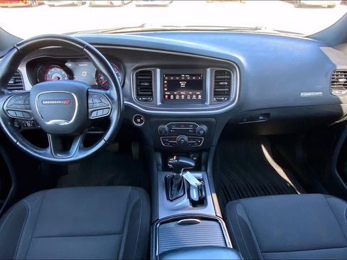 Used 2022 Dodge Charger SXT w/ Blacktop Package image 16