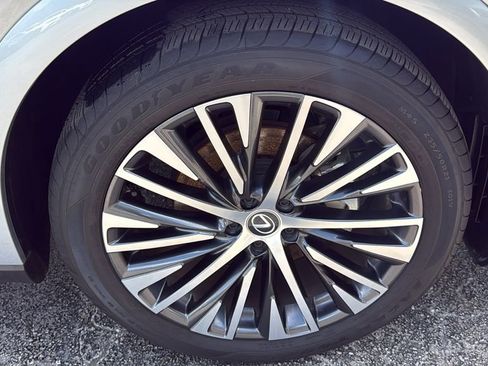 Used 2023 Lexus RX 350 Premium Plus w/ Cold Area Package FWD image 10