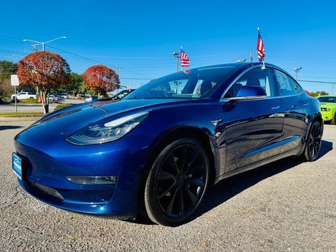 Used 2018 Tesla Model 3 Long Range image 11