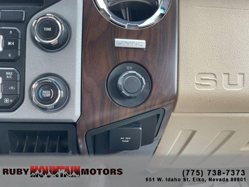 Used 2016 Ford F250 Lariat w/ Lariat Interior Package AWD/4WD image 25