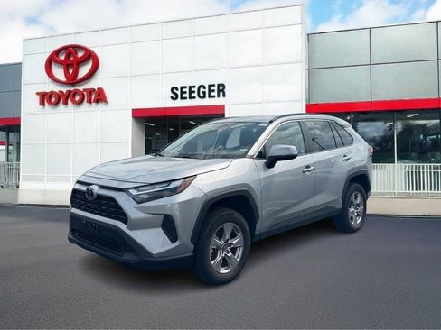 Certified 2025 Toyota RAV4 XLE FWD image 10
