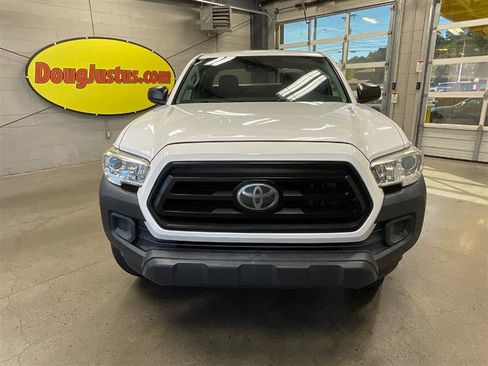 Used 2020 Toyota Tacoma SR image 8