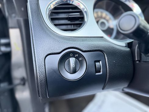 Used 2013 Ford Mustang Premium image 11