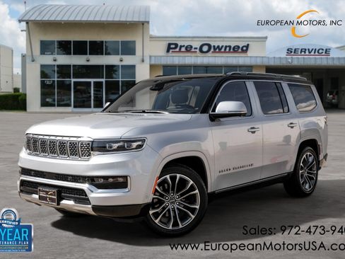 Used 2022 Jeep Grand Wagoneer Series III w/ Flexible Seating Group AWD/4WD image 1