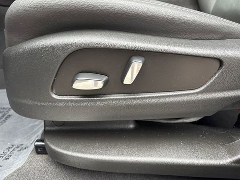 Used 2021 Cadillac XT5 Luxury image 37