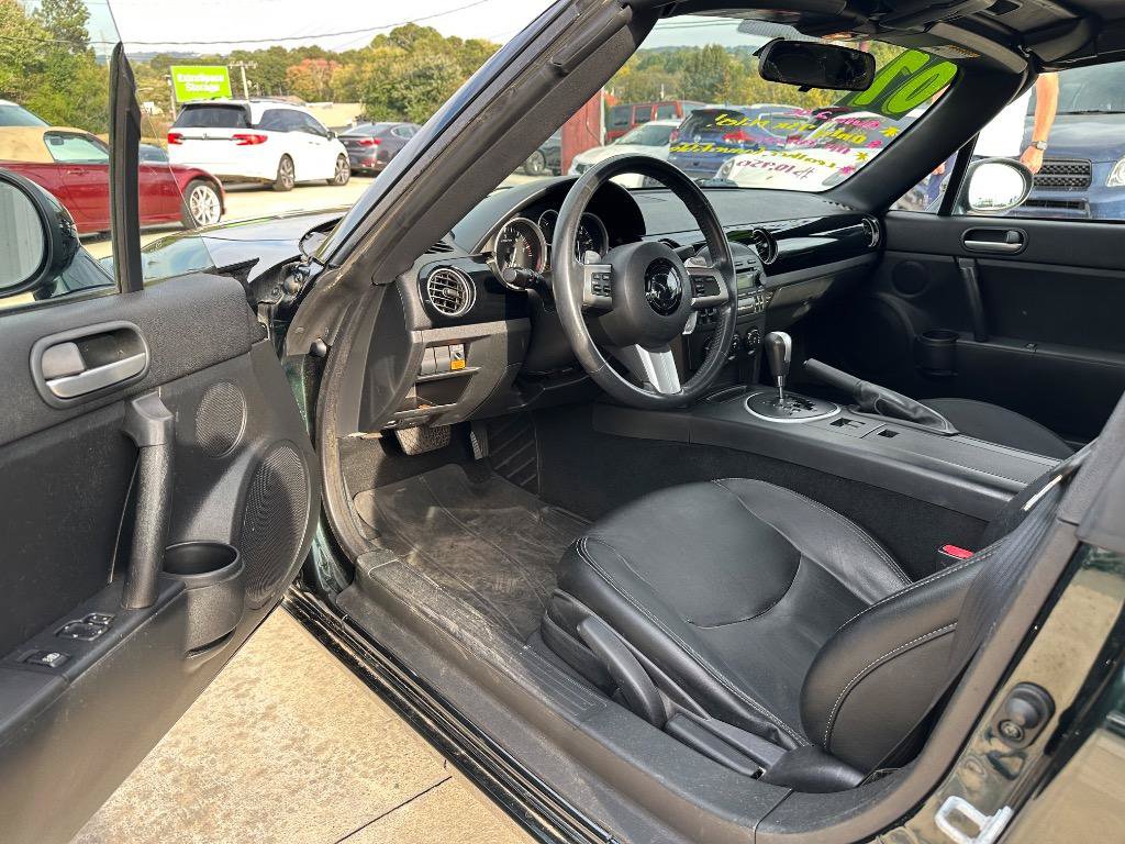 Used 2007 MAZDA MX-5 Miata Touring RWD image 5