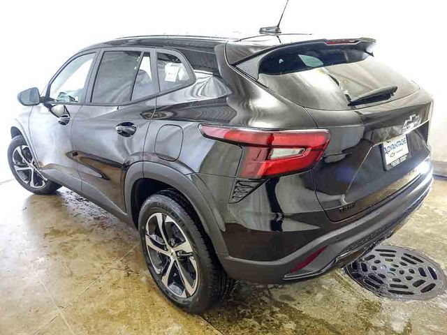 New 2026 Chevrolet Trax RS w/ Driver Confidence Package FWD image 7