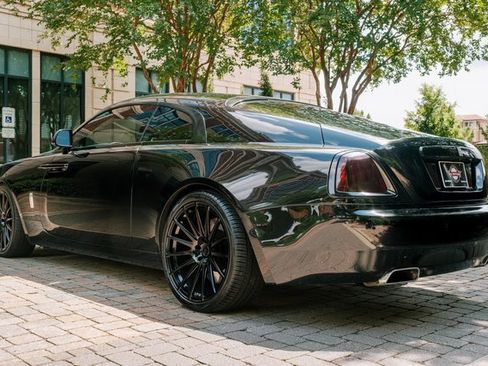 Used 2014 Rolls-Royce Wraith image 36