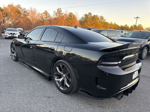 Used 2019 Dodge Charger GT image 6