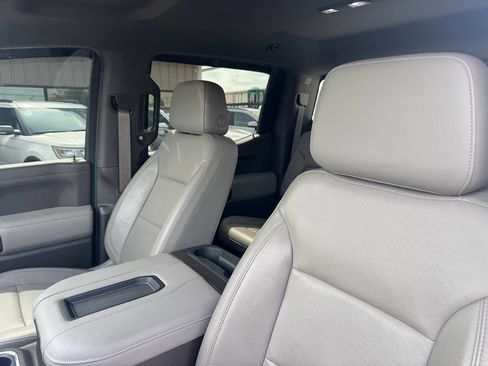 Used 2019 GMC Sierra 1500 SLT w/ SLT Premium Package AWD/4WD image 19