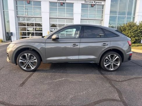 Used 2023 Audi Q5 2.0T Premium Plus w/ Premium Plus Package AWD/4WD image 2